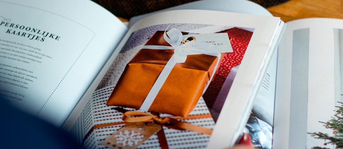 Crinkled paperback or stitched paperback? The meaning of paperback, explained well