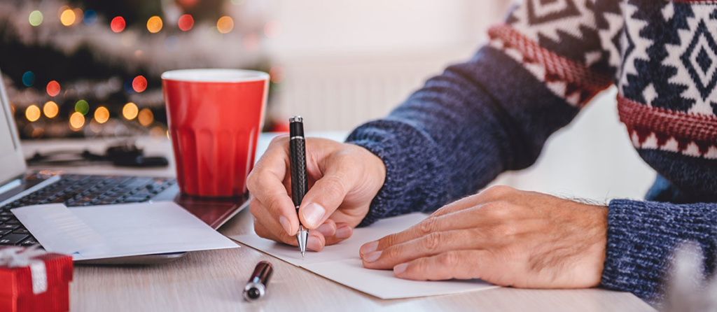 Formal Christmas greetings: mini guide to creating them